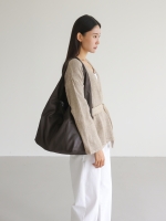 Roa Hobobag Calfskin 2size 2color 로아 카프스킨