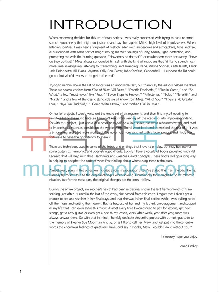 Miles Davis for Solo Guitar 마일스 데이비스 재즈 기타 솔로 타브 악보 (온라인 음원 포함) [00699264]