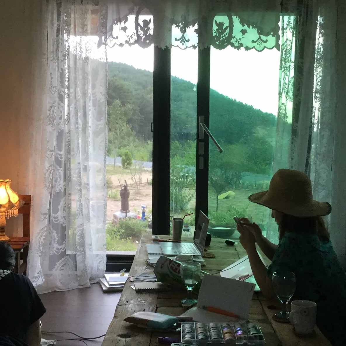 수천 잔의 바닐라 라떼#047. 지효님의 가장 사적인 커피 이야기