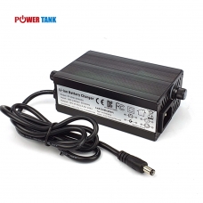 파워탱크 리튬인산철 14.6V 10A 5.5파이단자 파워뱅크 전용 충전기