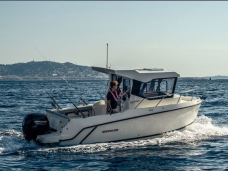 QUICKSILVER 625 파일럿하우스 피싱보트 / 퀵실버 6인승 하우스보트 / 바다낚시보트