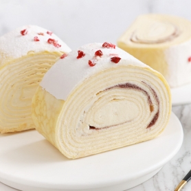 딸기 롤 크레이프 케이크