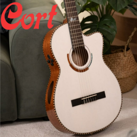 콜트 Sol Encanto 48mm 너트 픽업장착 올솔리드 클래식기타