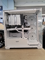 AMD 라이젠5-7500F RTX 4070 탑재 화이트 게이밍 데스크탑 (32GB DDR5 메모리, 1TB NVMe SSD