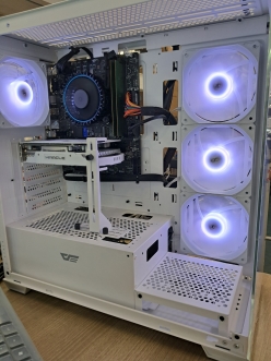 i5 14400F 14세대 신모델 과 RTX3050, 16G메모리 발로란트 및 오버워치, 캐드나 디자인 작업용.