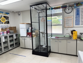 비상 샤워기 (부스타입)