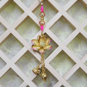 금색 연잎 옴자메달 차걸이