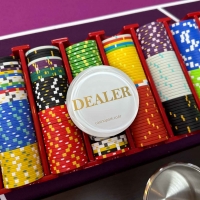 딜러버튼 화이트골드