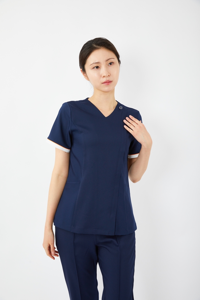 V넥 배색 네이비 상의-1995