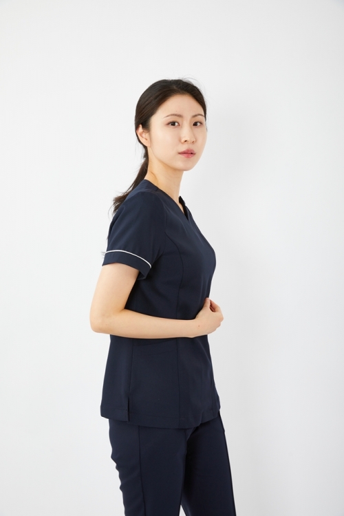 V넥 포인트 다크네이비 상의-1957