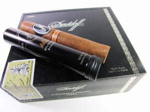 다비도프 Nicaragua Robusto Tubo