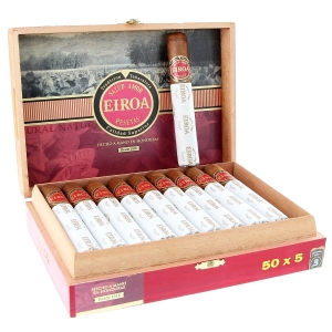 C.L.E. Eiroa Classic Robusto