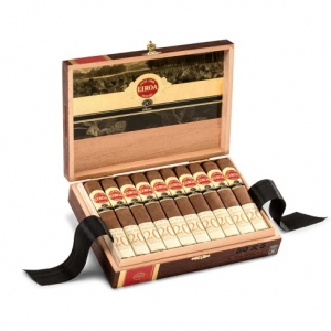 C.L.E. Eiroa the 1st 20years Prensado Robusto