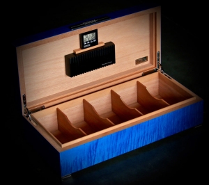 프로메테우스 Plantinum BLUE Humidor 150ct