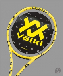 뵐클 테니스라켓 2026 C10 PRO (98/330g) 19mm의 얇은 프레임