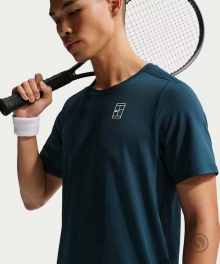 나이키 티셔츠 코트 드라이핏 어드밴티지 탑 (FZ6911-478)