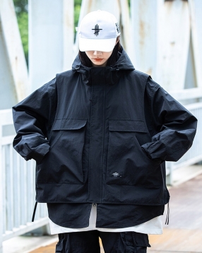 페이크 레이어드 테크웨어 바람막이 후드 자켓
