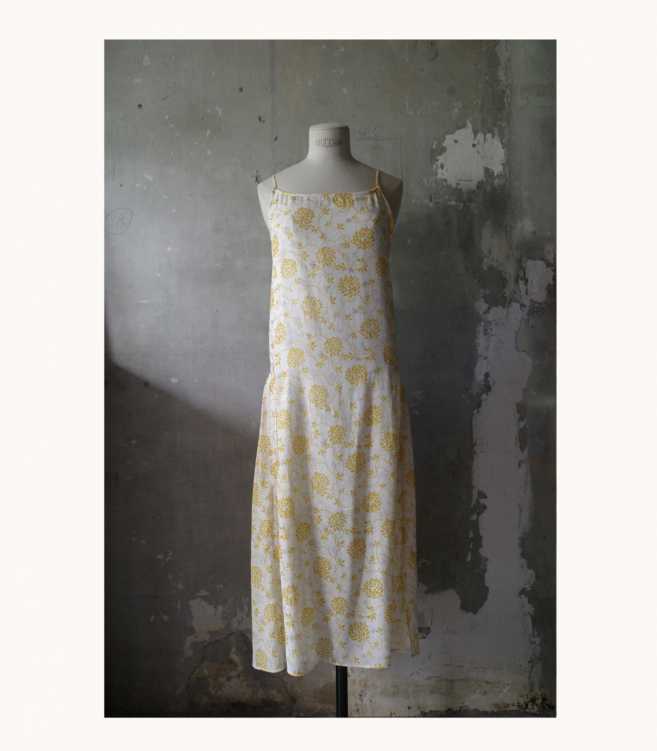 Yellow flower summer strap O/P