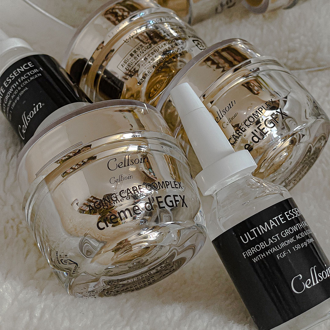 겨울철 피부 노화의 비밀: EGF와 FGF로 밀도와 탄력을 되찾으세요