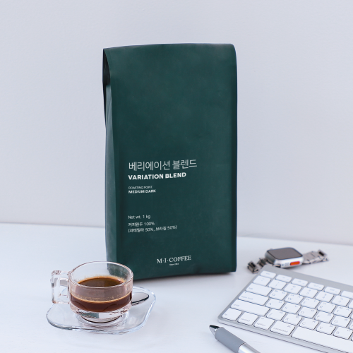 베리에이션 블렌드<초콜릿, 바디감, 긴 여운 ☕ Medium Dark>