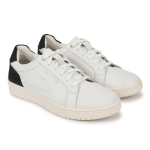 에어 숏 화이트 스니커즈