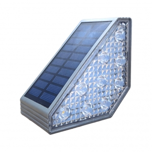 태양광 트라이앵글 계단 조명 2p