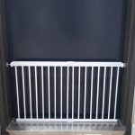 방가 창문 베란다 난간 강아지 고양이 발코니 펀치프리