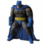 MAFEX The Dark Knight Triumphant 배트맨 HUSH Ver.