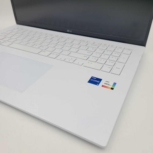 [새제품][5대한정수량]LG 2023 i5 13TH RAM 16GB Iris Xe 17인치 초고화질 가벼운 노트북