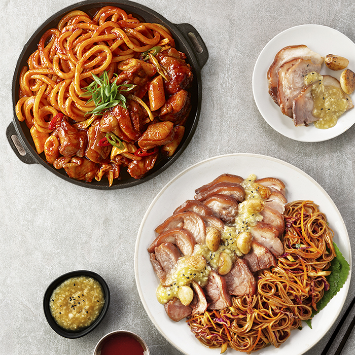 애슐리 마늘족발과 막국수+춘천 닭갈비총 4인분