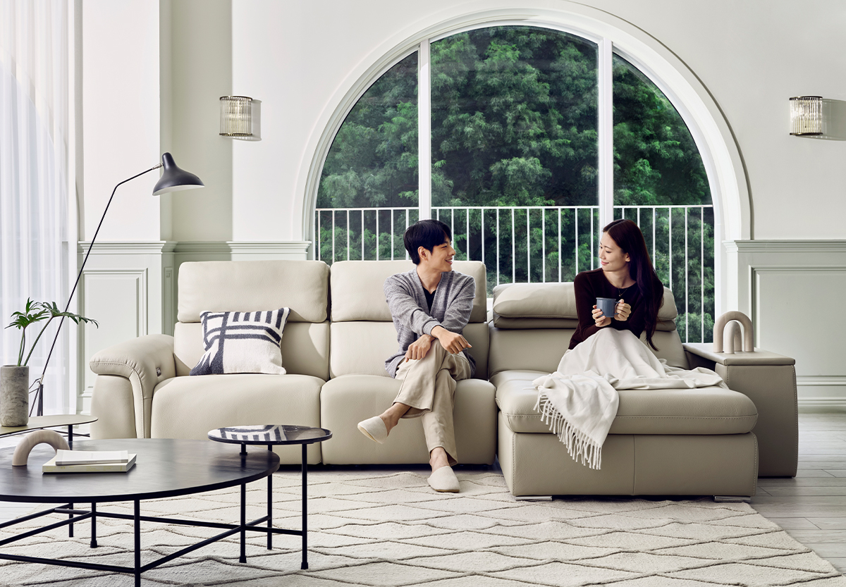 [연휴특가~2/18까지]시네마 4인 카우치 전동 리클라이너 전체 천연가죽 소파