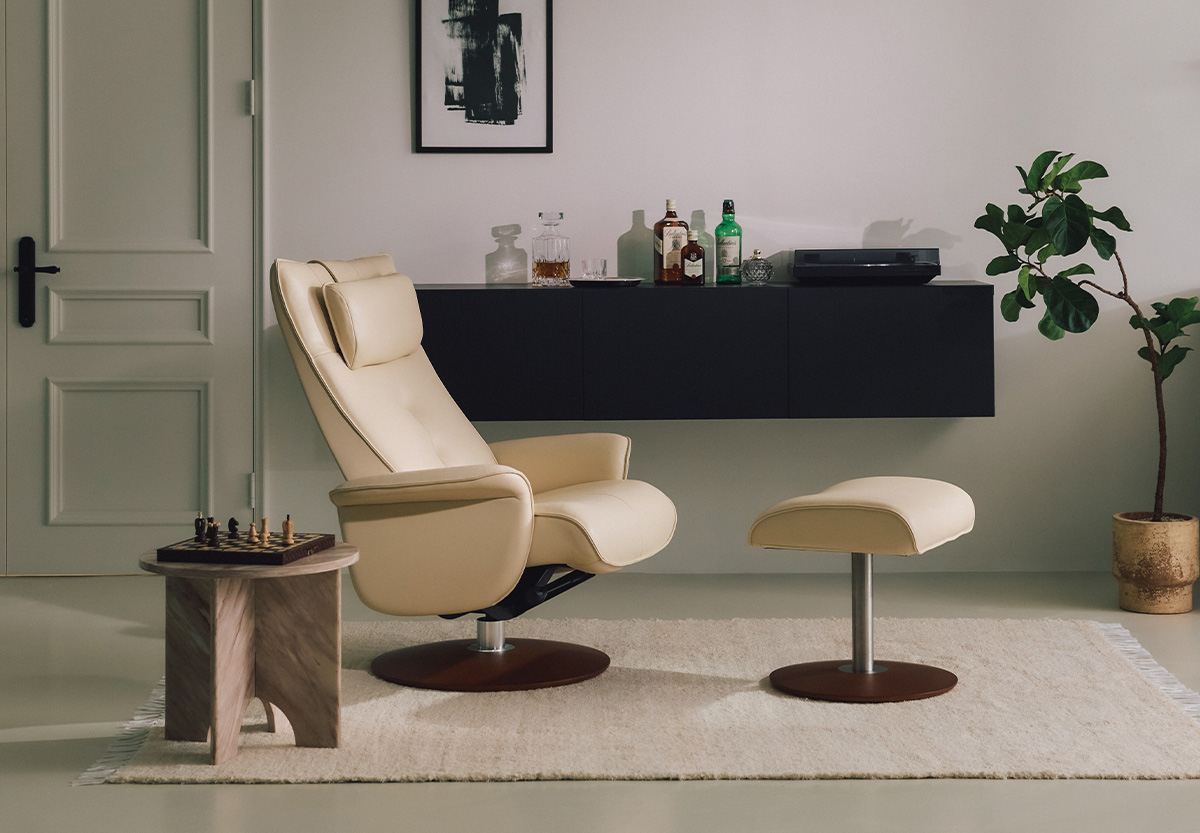 알파 211K 전체 1인 내추럴가죽 리클라이너