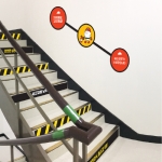 안전 계단 벽면 스티커 안전계단-001