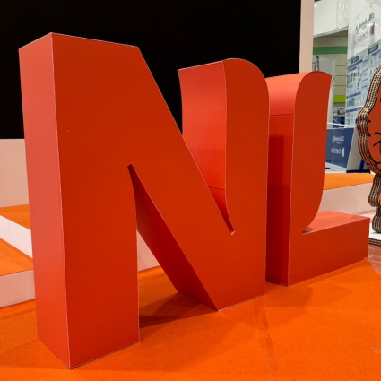 허니콤보드 조형물 대형스카시 입체글자 V2