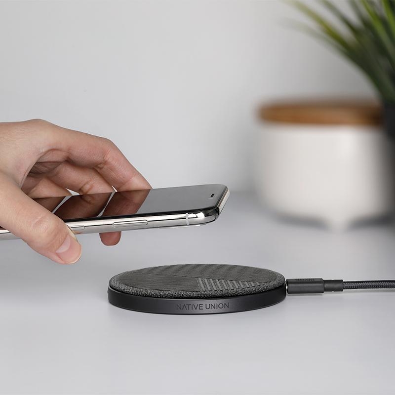 DROP WIRELESS CHARGER SLATE