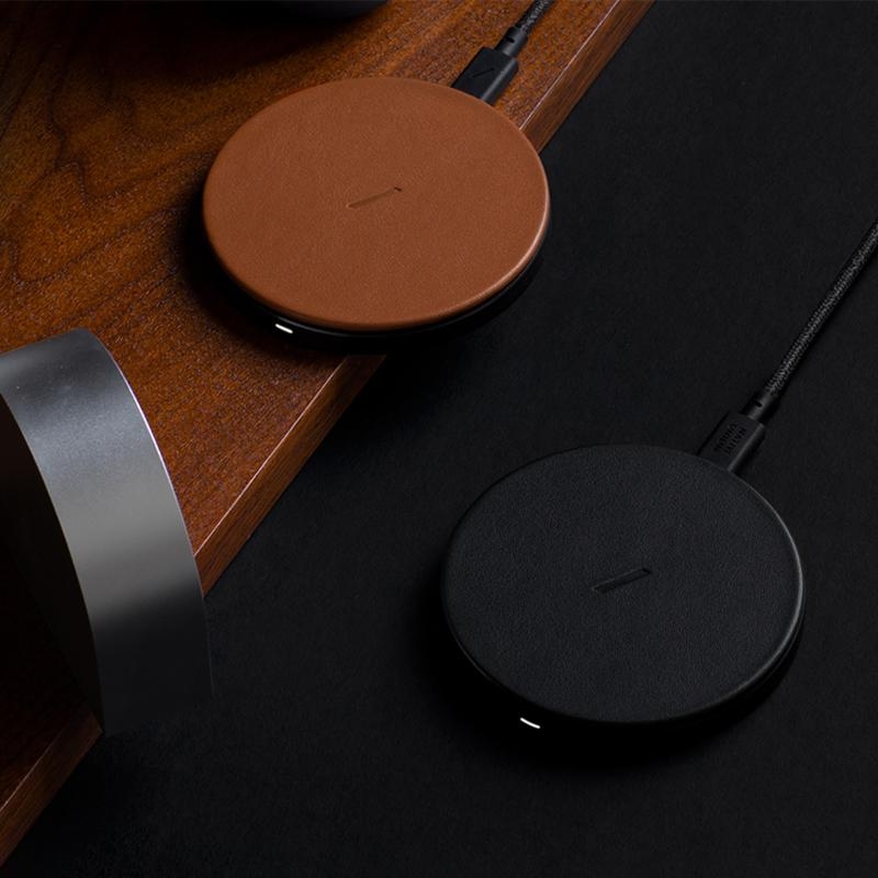 DROP CLASSIC LEATHER WIRELESS CHARGER BROWN