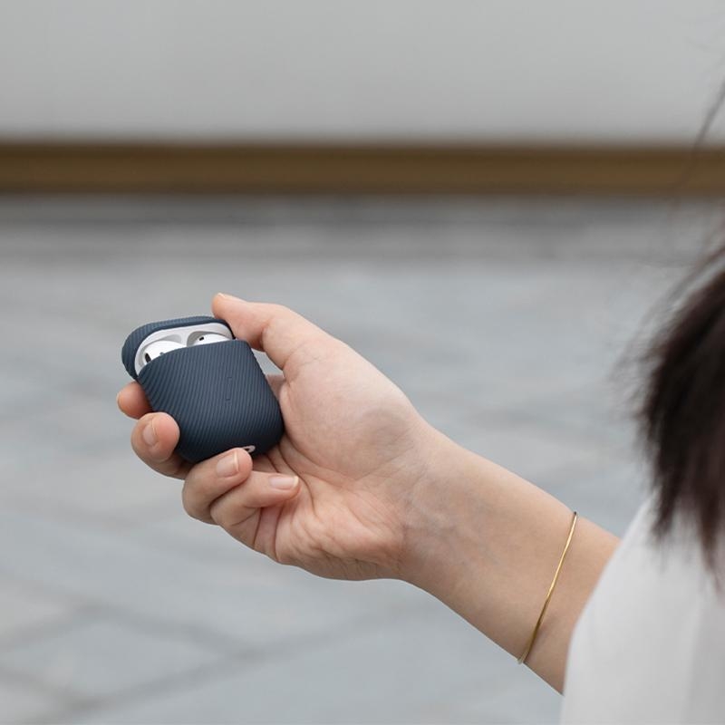 CURVE CASE FOR AIRPODS NAVY