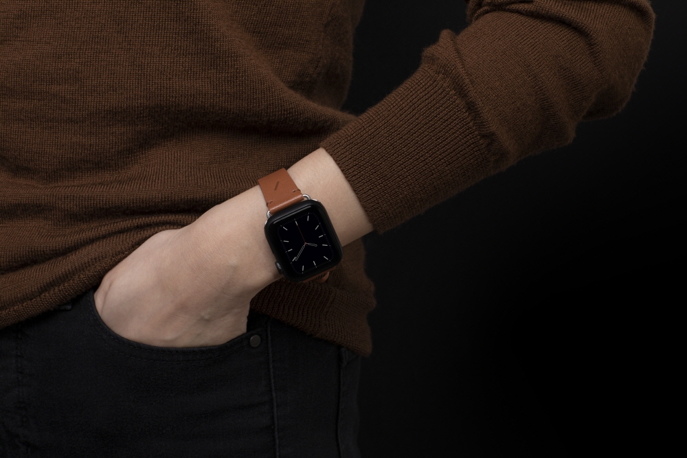 CLASSIC STRAP FOR APPLE WATCH - BROWN