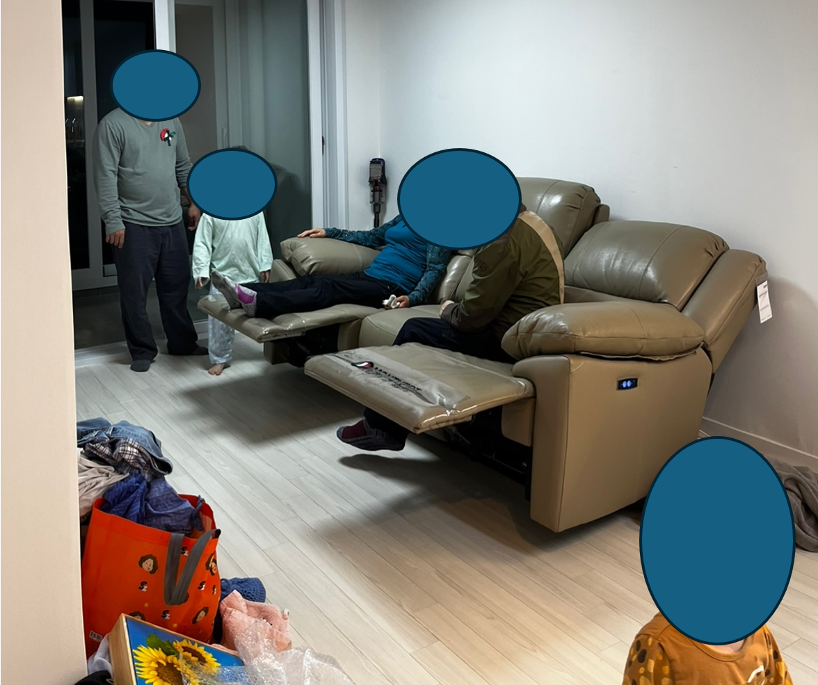 쇼파가들어온날.png