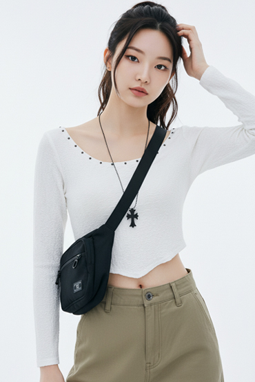 TOP(101282) 클링찡 크롭티(목걸이SET)블랙 당출