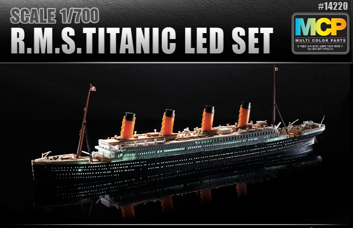 AC14220 1/700 RMS 타이타닉 LED 셋(MCP)