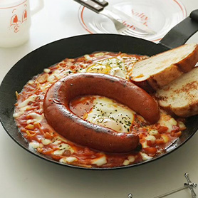 4_식사_불닭킬바사 에그인헬.jpg