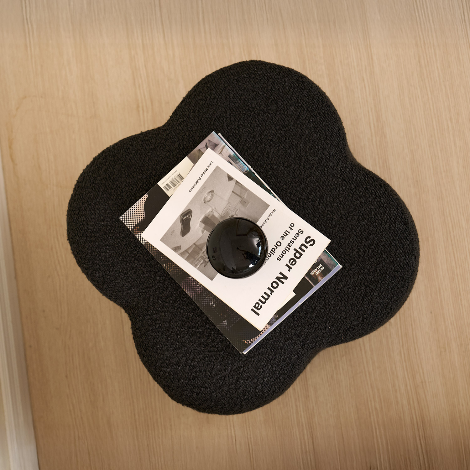 클로버 스툴 화장대 의자 거실 카페 패브릭 오브제