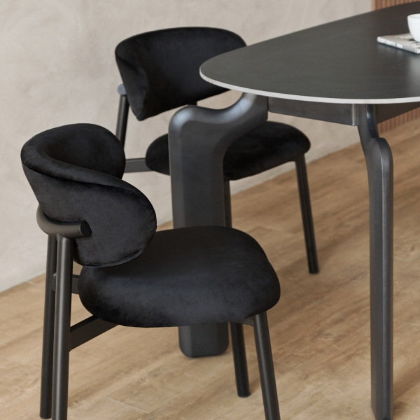 뫼르 벨벳 체어 카페 식탁 화장대 디자인 패브릭 블랙 의자
