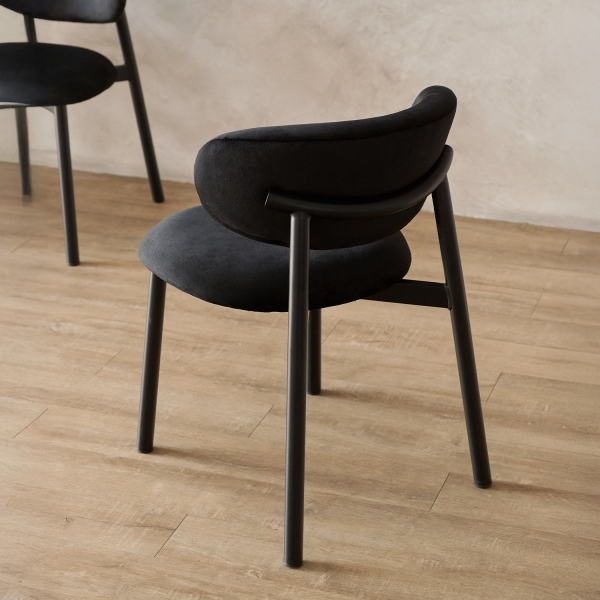 뫼르 벨벳 체어 카페 식탁 화장대 디자인 패브릭 블랙 의자