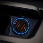퓨리온 듀얼 차량용 시거잭 고속 충전기 QC3.0