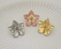 올리아 릴리 꽃 포인트 귀걸이 (3color)