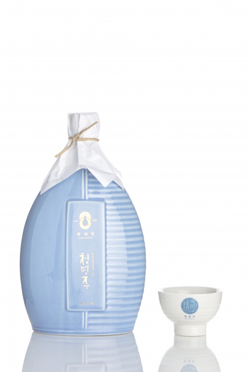 2022 대한민국 주류대상 중원당 청명주 도자기세트(블루) 17도 500ml