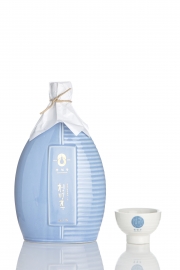 2022 대한민국 주류대상 중원당 청명주 도자기세트(블루) 17도 500ml