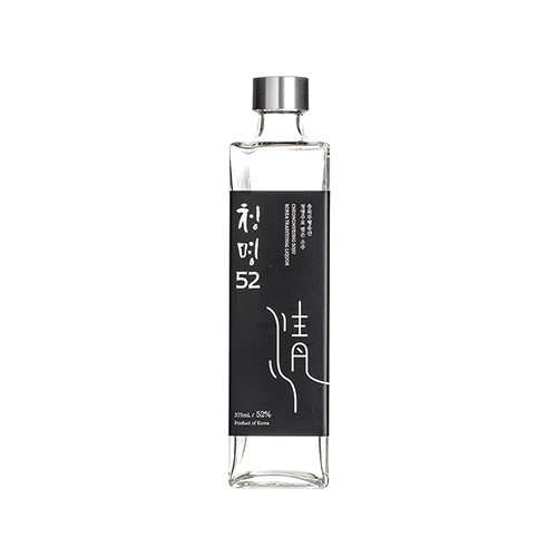 청명주를 증류해서 빚은 청명소주 청명52 (375ml, 52%)